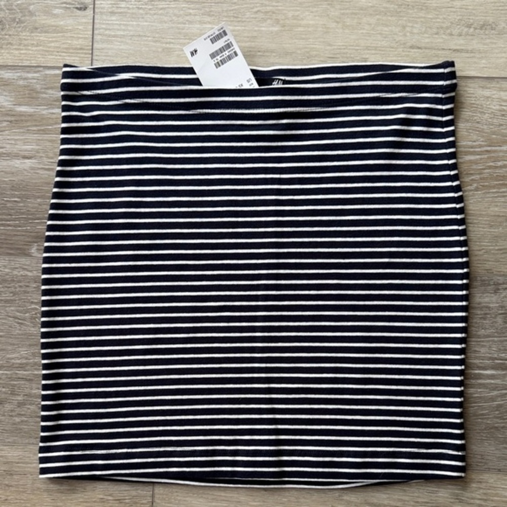H&M Navy and White Striped Ribbed Mini Skirt